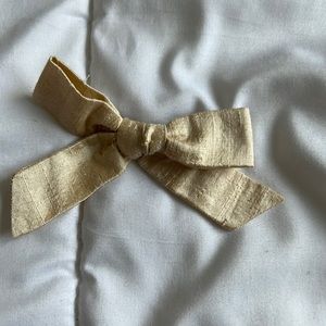 Wunderkinco little girls hair bow